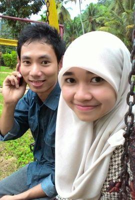 Web Developer at http://t.co/jRdRlpQgwD | Hosting-Domain Provider at http://t.co/rE82JTlaZ1 | hanya seorang anak laki laki pemalu