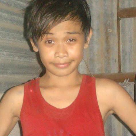 dongloveyan's profile picture. 