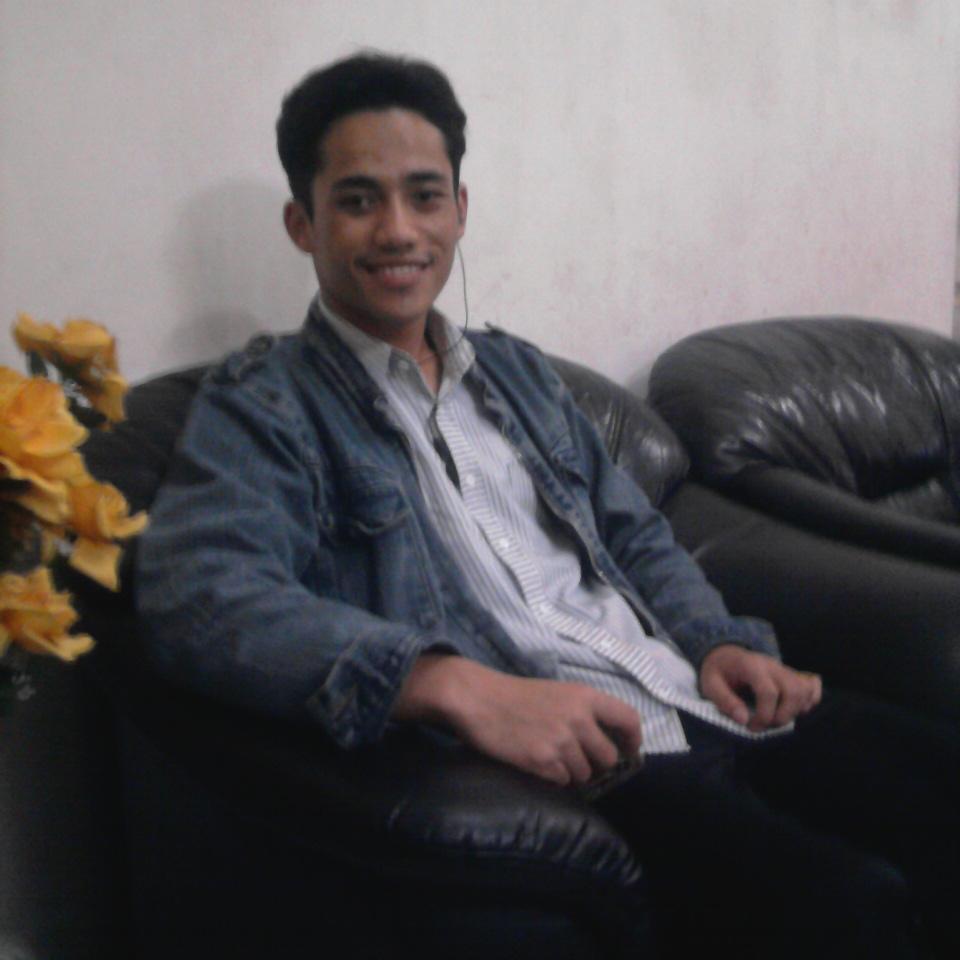 lesmanaputra111's profile picture. 