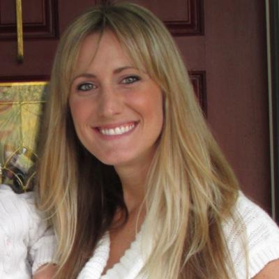 My loves: Jesus, my husband, kids, family, friends, & dog. I am: a Full-time Mom & Registered Dietitian. I enjoy: Healthy living, saving money, being active.