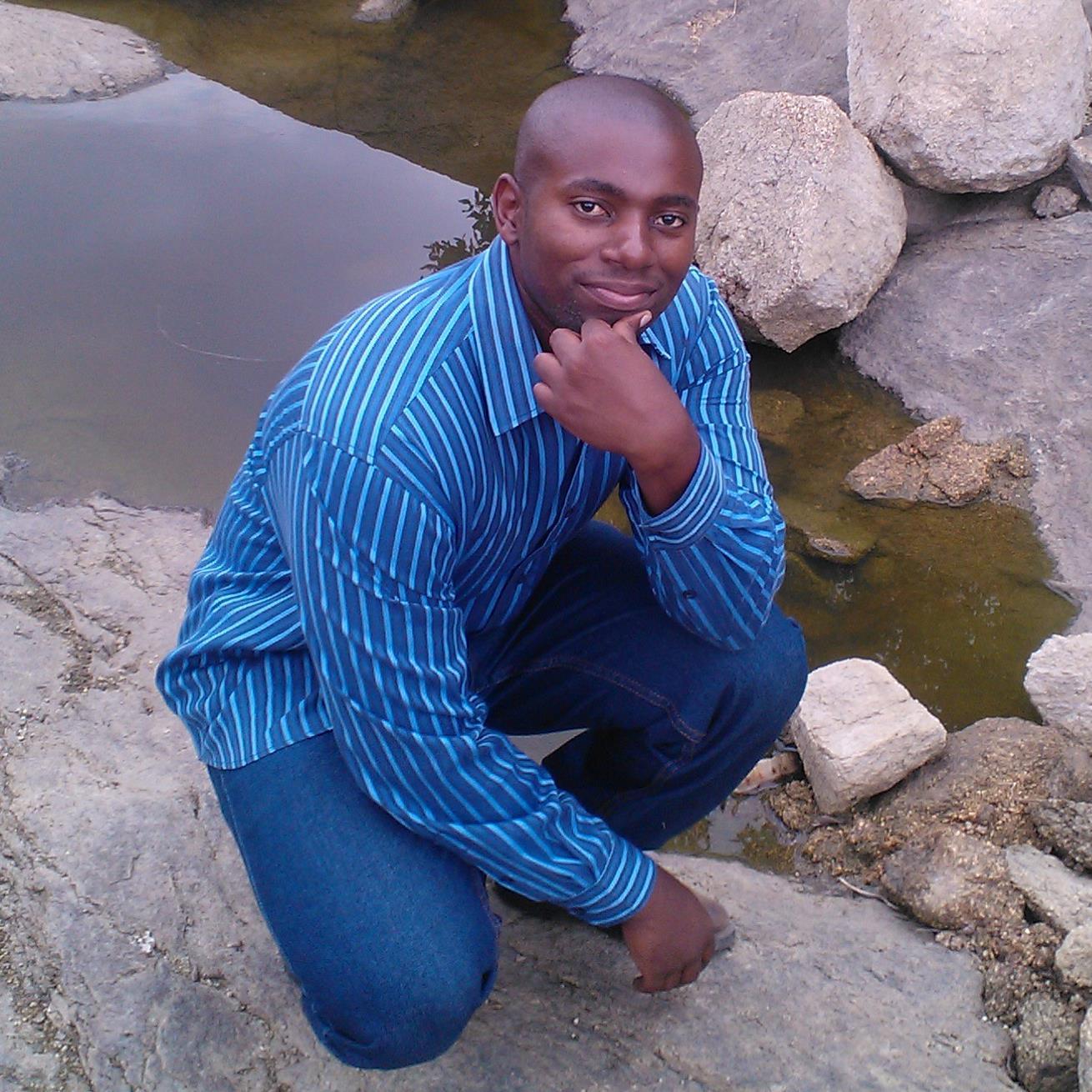 TawaGowera's profile picture. Dad | Loving Husband | Entrepreneur | Assertive | Invictus | Christian | Effenberg FC | Chelsea FC Fan | PC Gamer