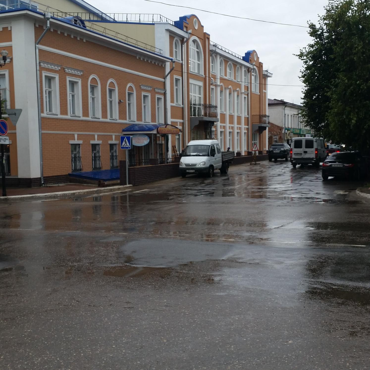люблю всё что можно отнести к словам-прилично и культурно