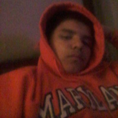 dlozano621's profile picture. kik:dabeastman42 and I'm single