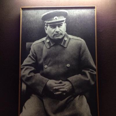 Натягиваю потолки