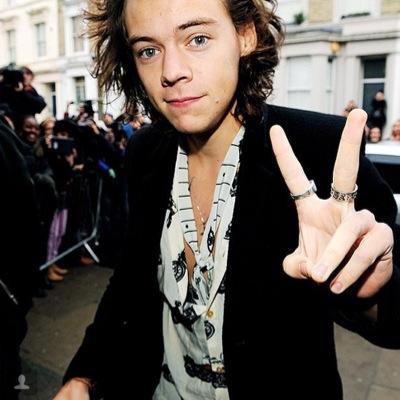 _candyloV3_'s profile picture. harrys styles much ??