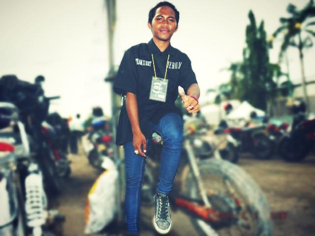 adjie_hellrawks's profile picture. ( 30 03 13 )