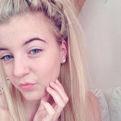 insta- fxck.hayleyy