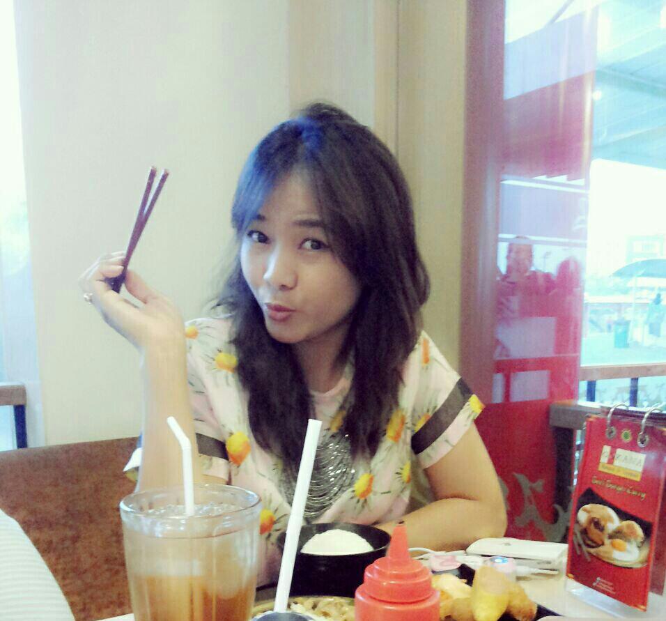 always heppii meski mnyimpan sejuta problem ...:)