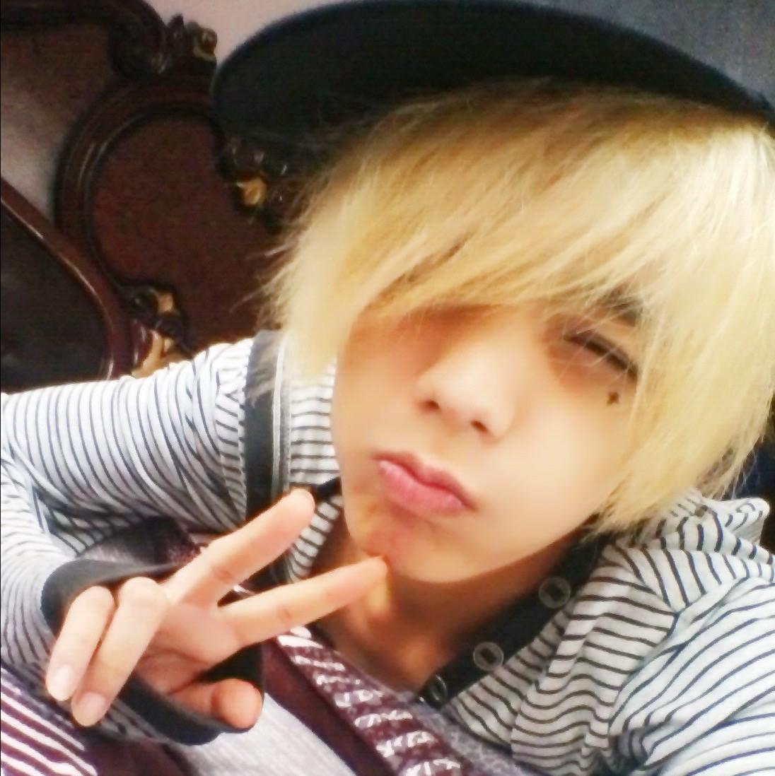 Call me yesung or naoki, 20 yrs
 Official Real 
 ║▌│█│║▌║││█║▌║▌║║▌
 © Profile Original & Official ®
 Real ████████ 100%
 0% Fake