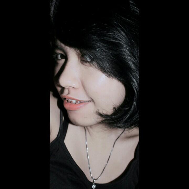 STKIP 'Bahasa & sastra indonesia'                                                         mom , dad , brother , I'm always love you♥♥
