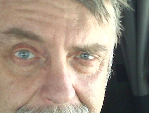 truukrbob's profile picture. waiting for the rescue ship