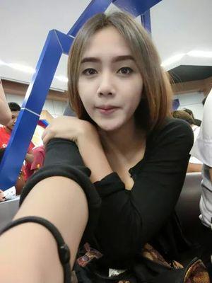 Terimakasih kau telah memberi luka dan perih ini , tapi rasa ini akan aku nikmati untuk perubahan ku menjadi lebih baik :) :'(