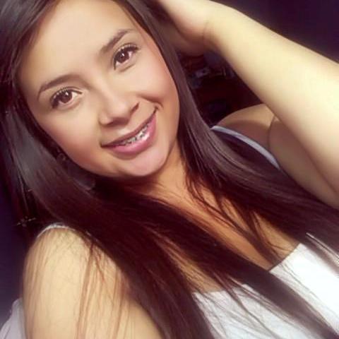 Soy una mujer con deseos de salir adelante!! Me encanta luchar por lo que mas deseo, hasta conseguirlo!!