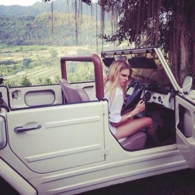pretend like your reading a good bio that makes you follow me. ask:Lamaz77Blogger.


xo