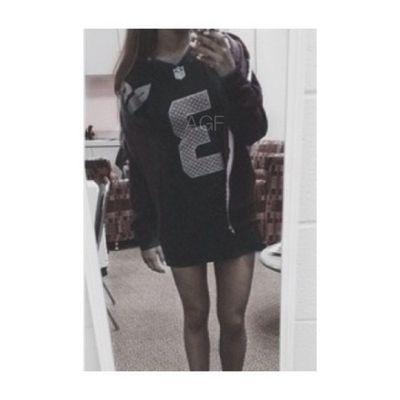hi im Ariana, but I think Ari is better. | I dont know what love is. can you show me? | @drxcula_ is my boo