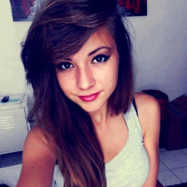@psginside  21 ans / Twitter c'est pas meetic
