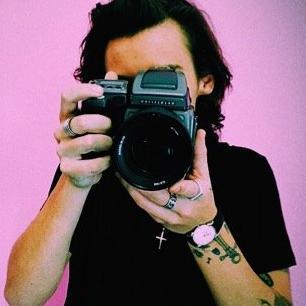 HARRY STYLES BEBITO HERMOSO                                                                            1D ♥