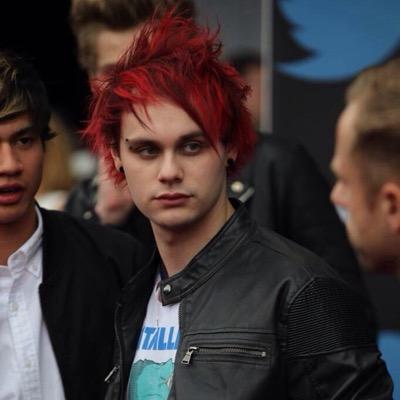 Michael5SOS: Too many serious tweets. cocks