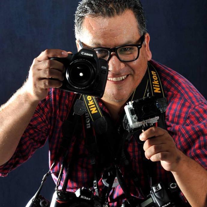 cesarmanuelmx's profile picture. Fotógrafo y profesor de tecnologías. Autlense de nacimiento y elección.