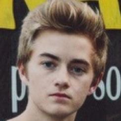 sgdjdnsnsjjs233's profile picture. 