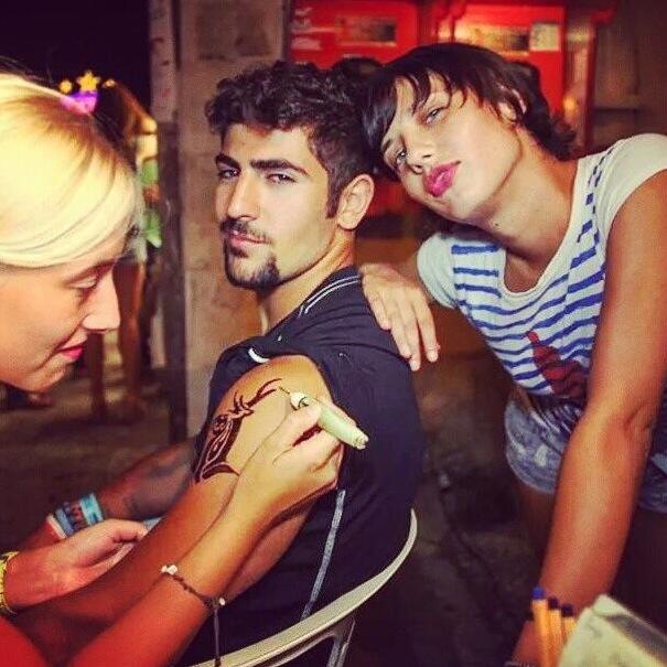 topcunt17's profile picture. Job: Jeweller and Masseuse
Sport: salsa, yoga