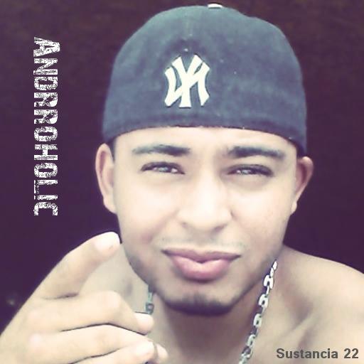 Artist , Songwriter & Audio Engineer #curacao  follow my official music/artist twitter @andrroholic