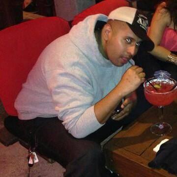 SoloQGaming's profile picture. Video Gamer/Enthusiast. Tweets are my own, I RT mostly gaming content and occasionally host @leagueoflegends tournaments!  Email: soloqg@gmail.com