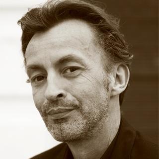 Senior Design Director at MaritzCX an Inmoment Company, UX-Design, Data-Visualization & Smart Solutions