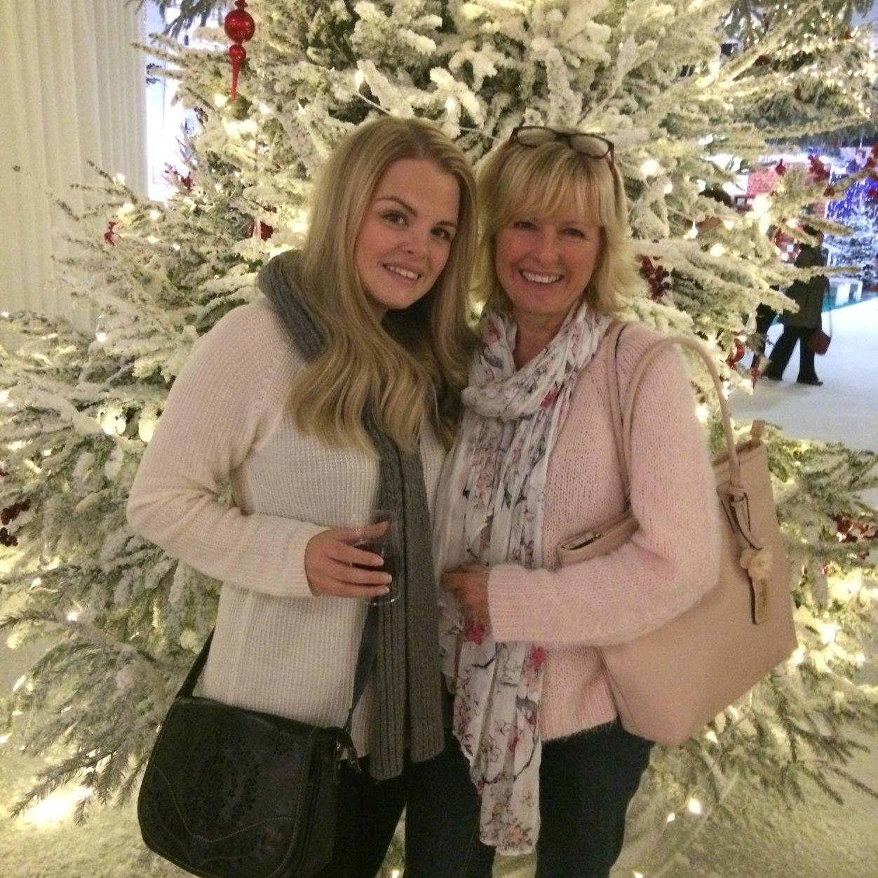 JemmaChristina's profile picture. 