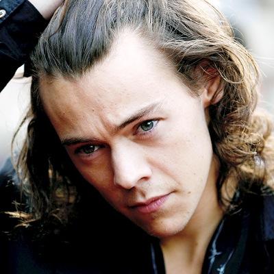 GRUPO NO WPP PARA TODAS(OS) LARRY SHIPPERS •••SE QUISER ENTRAR, MANDA O NUMERO E O NOME PELA DM•••