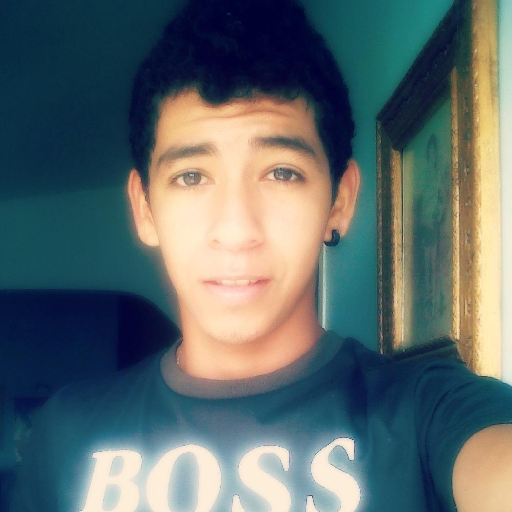 Miqui:3 Apodo unico xD Saber conocer la vida te lleva3 a Recursos unicos:3 siempre hay motivos para seguir3*---*