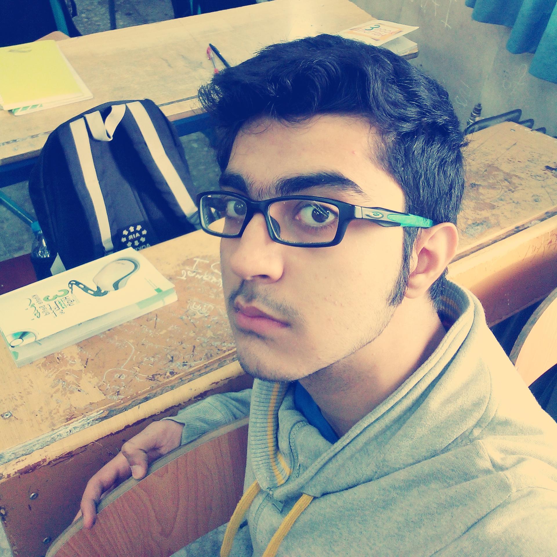 _erfan_b's profile picture. I am the guy you saw on the subway !!!!