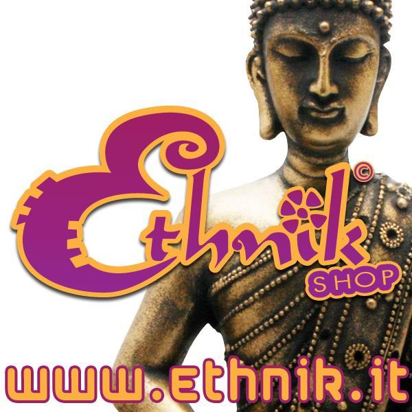 Shop online di abbigliamento, artigianato, accessori etnici.
Online ethnic clothing, accessories, handicraft, home decor shop.