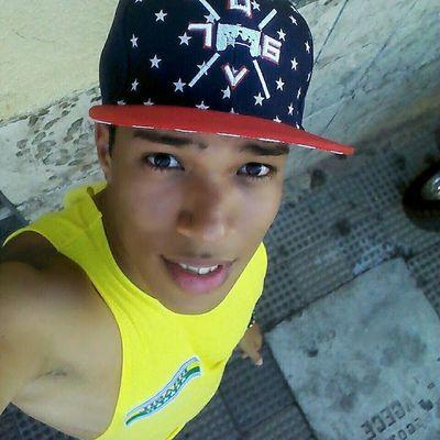 95's ⚡ http://t.co/HgDsYFEZ6p. http://t.co/hCy4EuseY0                         contato : lfeitozza.lf@gmail.com
