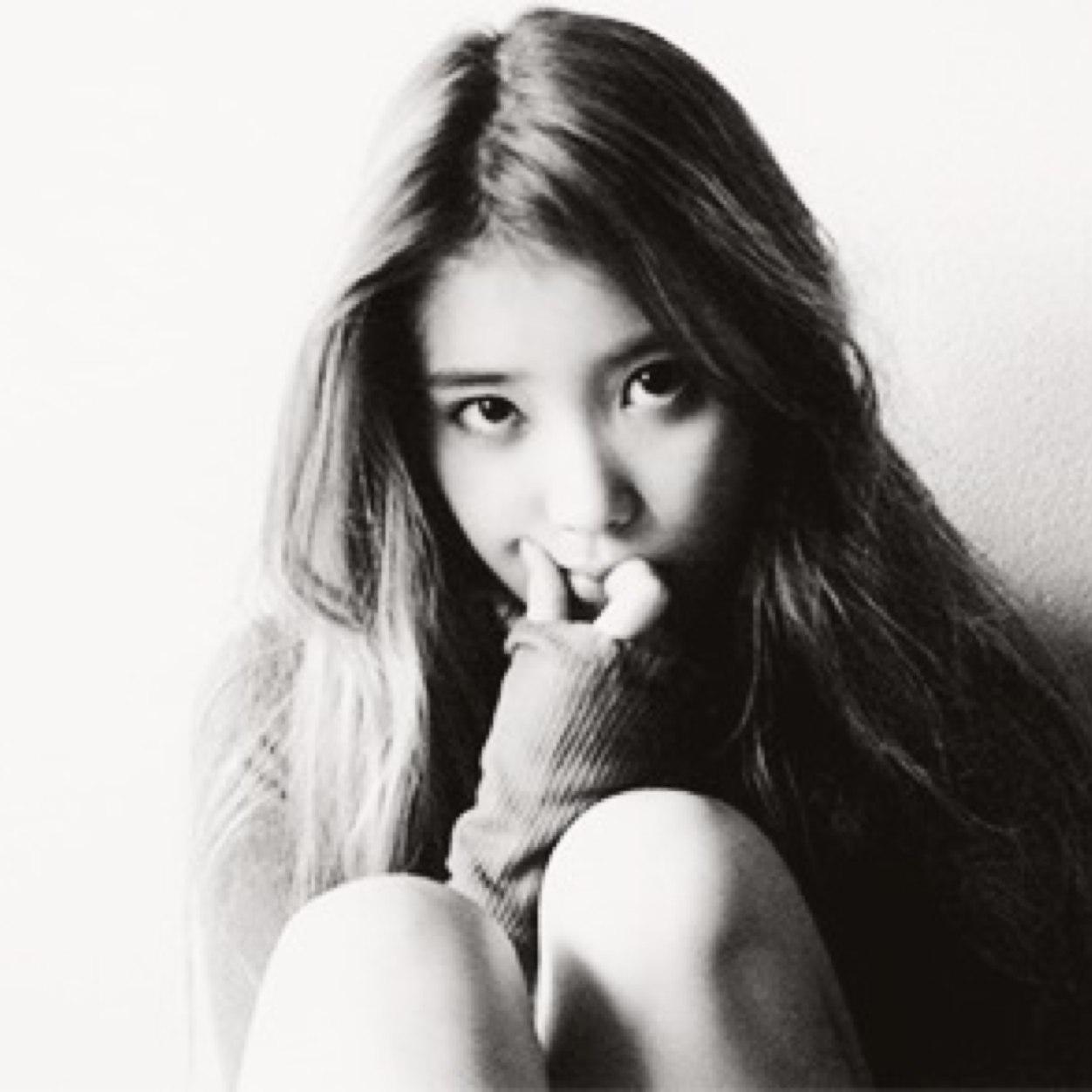 may 16, 1993. Single. Manis