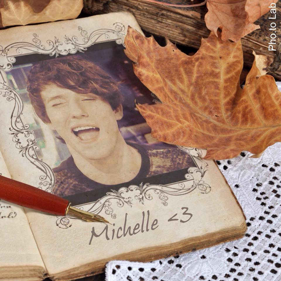 mis razones para ser feliz son1D 5SOS Y BTR pero la mas importante que nadien entiende solo las coders y villalovers es CD9 pero mas mas mas Alonso villalpando