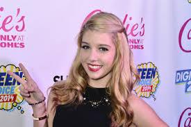 Sfinxlaila's profile picture. I Love Paris Smith make sure to see the pretty Paris Smith on Season 3 Of Every Witch Way