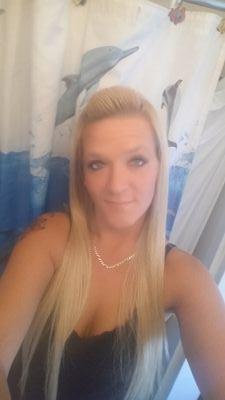 I am larger than life I have a love for singing and enjoying good company anything else just ask