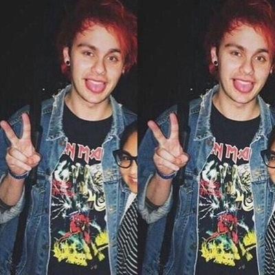 follow @mxrvelftmgc @taymbae