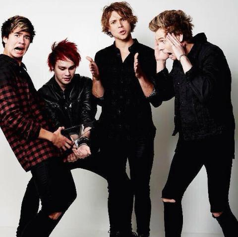 Cuenta de 5Seconds Of Summer en Español, para las españolas de la 5SOS FAM.