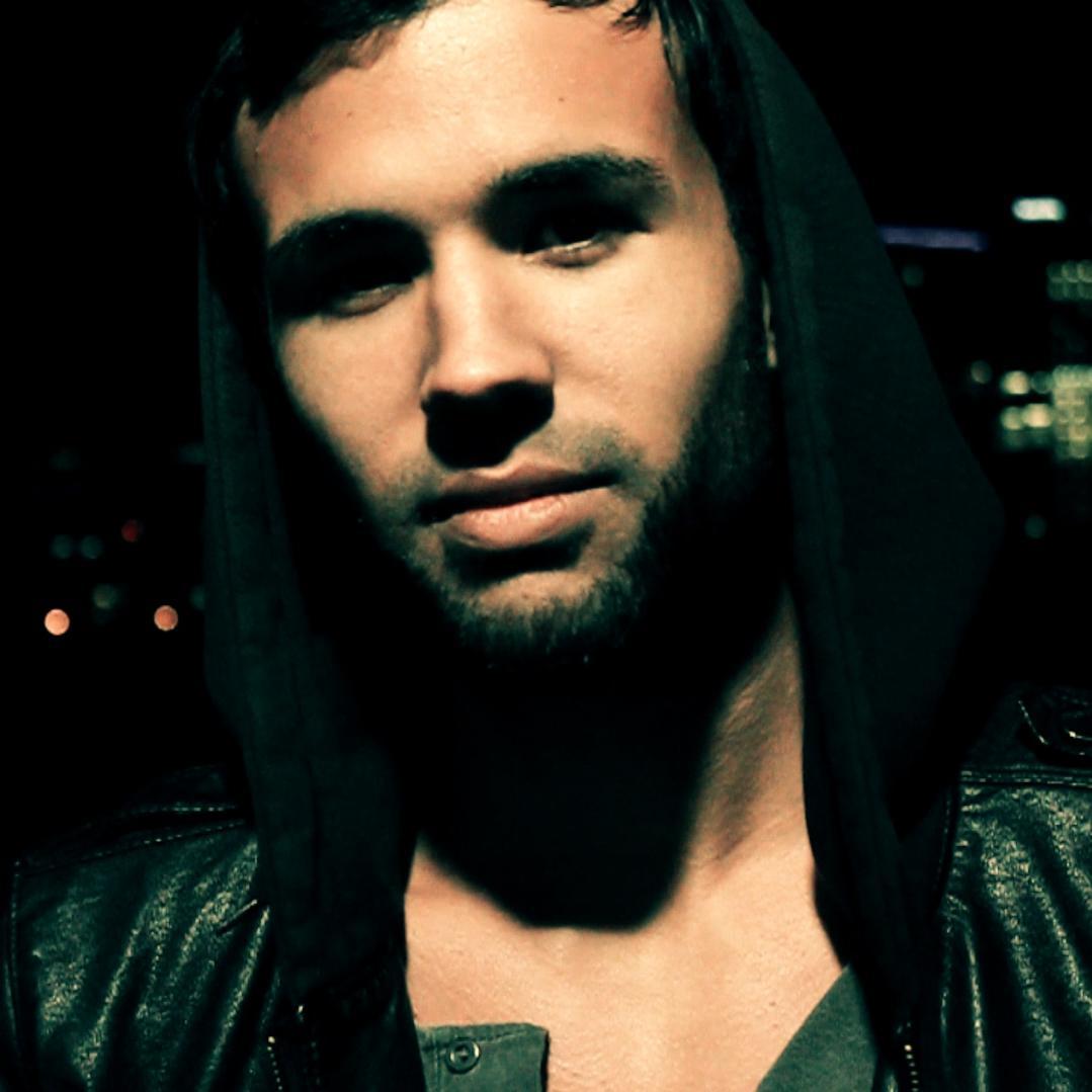 I believe in writing music that creates positive changes in our world. New music video for my song 'Stars' on my website!