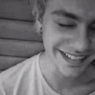 I HAVE A NEW USER ITS @kieraisnotcool SO GO TO THAT