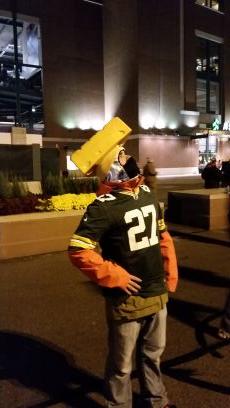 Packer fan. Ice fisher. Nerd. I design networks and play on AutoCAD.