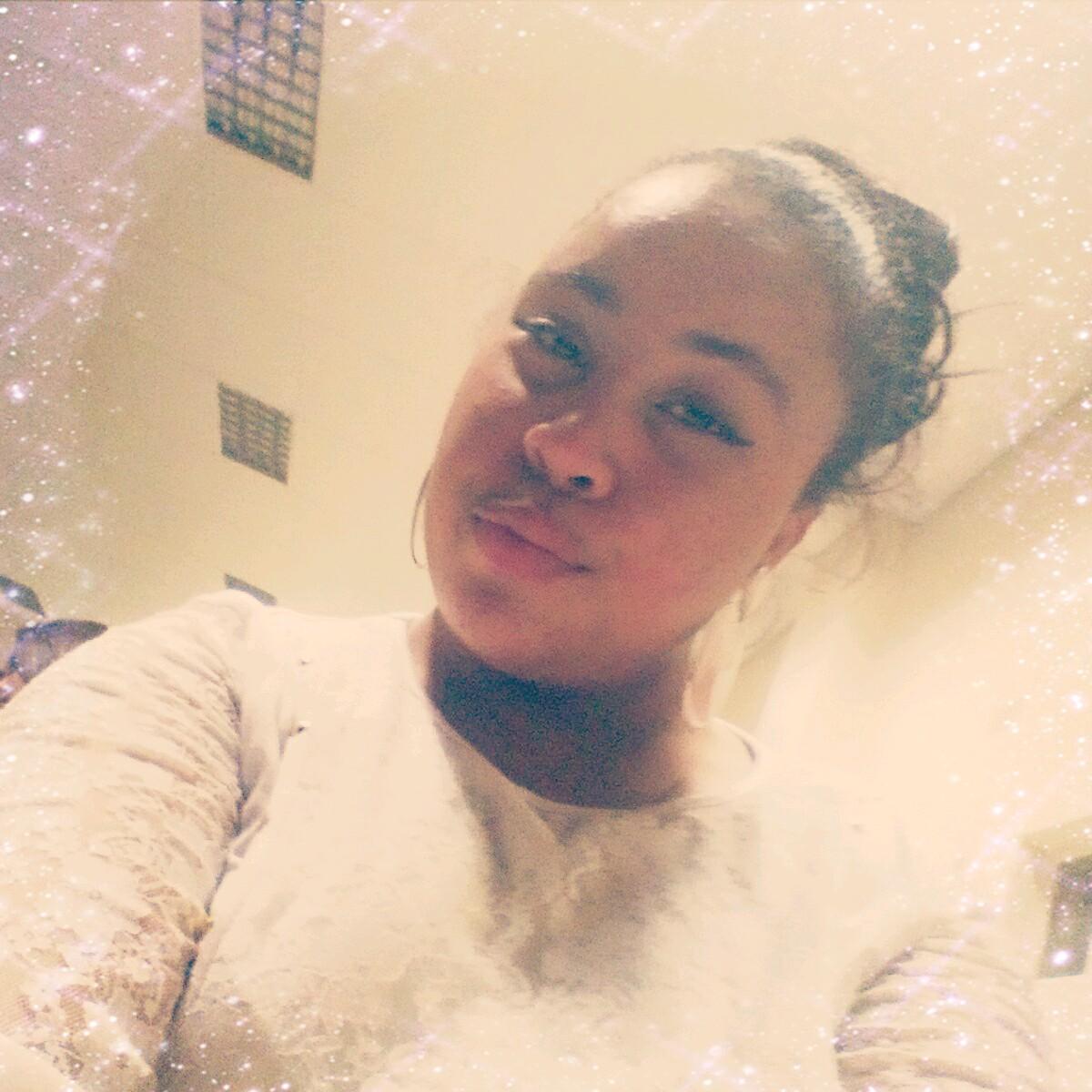 cape Town...lol*)+love ya'll niggaz*∆¶®follow;))