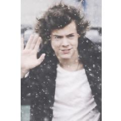 your sunshine will follow you i promise, dont give up! but for now follow @PIZZAHUTNOUIS xx