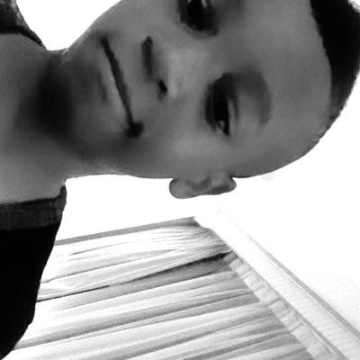 Hey Im Tyler started twitter on Thursday Novemeber 2014 please help me get more followers.Thank you,