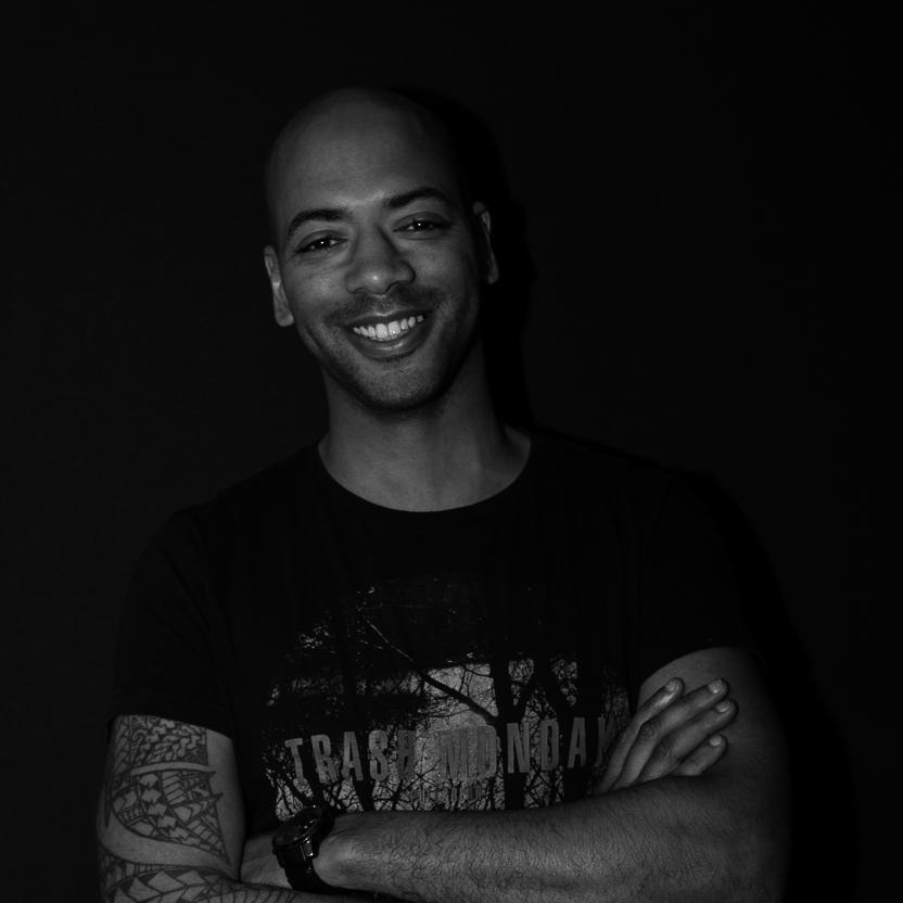 I SPEAK HOUSE MUSIC! Producer on Spacedisco Records, Juiced Music, Bliss Unique Recordings, Mood Funk Records, MoodyHouse Recordings, Magnetic Recordings