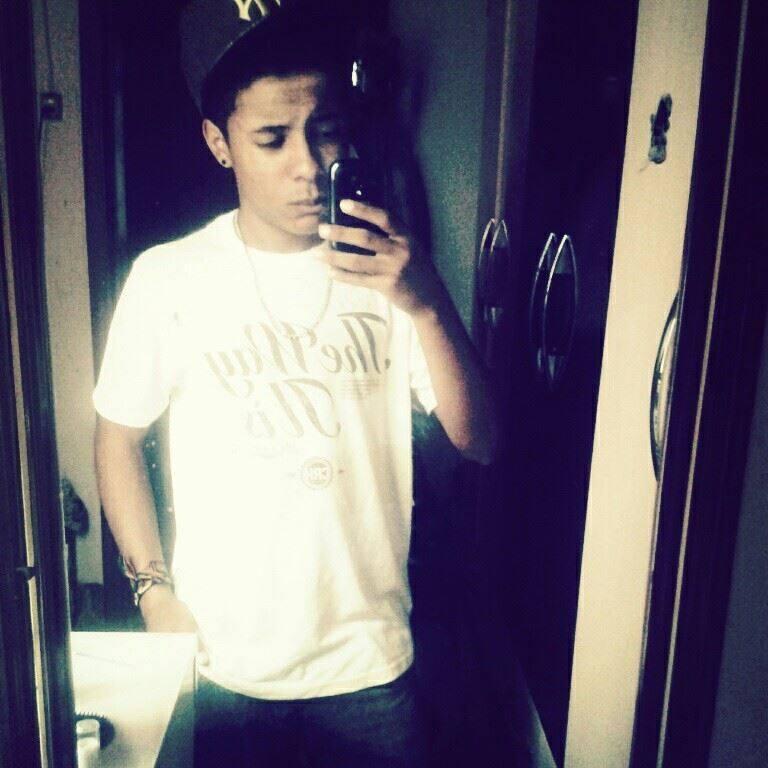 http://t.co/CgESdXXha1    Mi segui la'