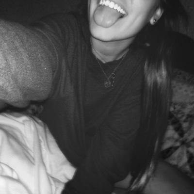 solussolasolum's profile picture. 