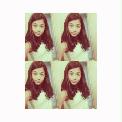 • ten years old 
• 5sos fam 
• directioner
• aww i love luke
• crazy about fall out boy